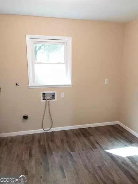 365 N Hall St, Lyons, GA 30436 photo 12