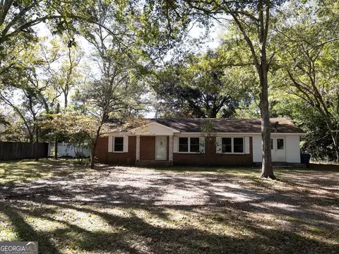 365 N Hall St, Lyons, GA 30436 photo 5