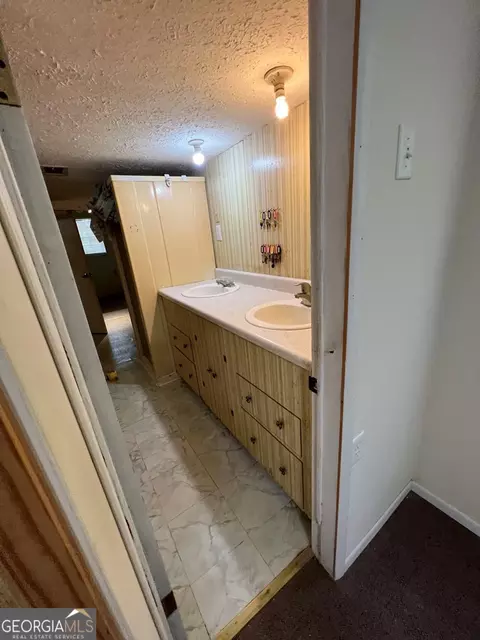 1197 Dead River Rd, Uvalda, GA 30473 photo 5