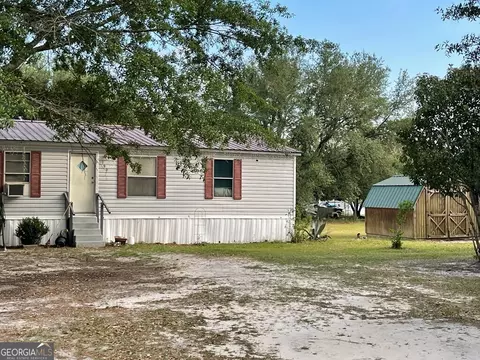 199 Middle Rd, Collins, GA 30421 photo 3