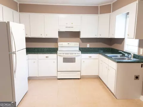 562 Old Dairy Rd, Ailey, GA 30410 photo 8