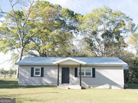 562 Old Dairy Rd, Ailey, GA 30410 photo 1