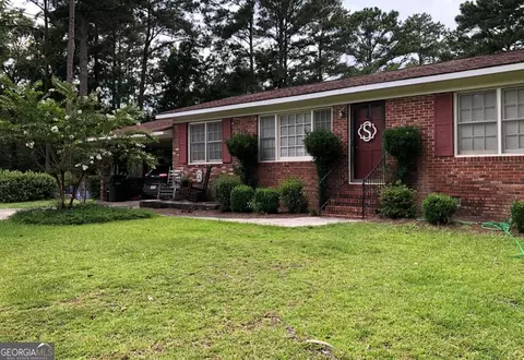 615 N Broughton St, Ailey, GA 30410 photo 1