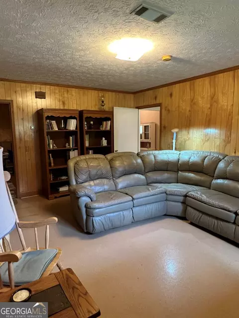 840 W Main St, Uvalda, GA 30473 photo 19