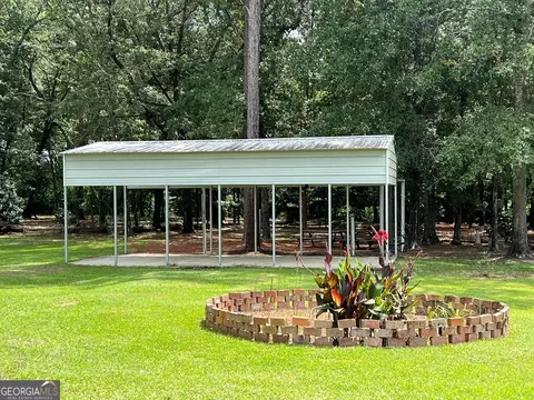 840 W Main St, Uvalda, GA 30473 photo 9