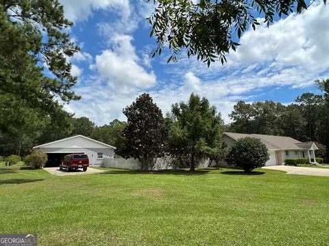 840 W Main St, Uvalda, GA 30473 photo 2