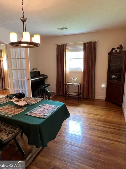 840 W Main St, Uvalda, GA 30473 photo 17