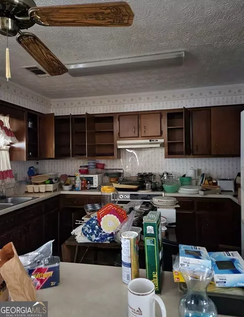 326 Academy Dr, Lyons, GA 30436 photo 12