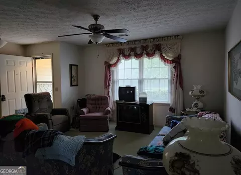 326 Academy Dr, Lyons, GA 30436 photo 11