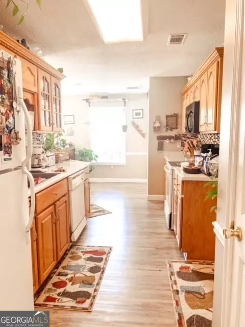306 Academy Dr, Lyons, GA 30436 photo 10