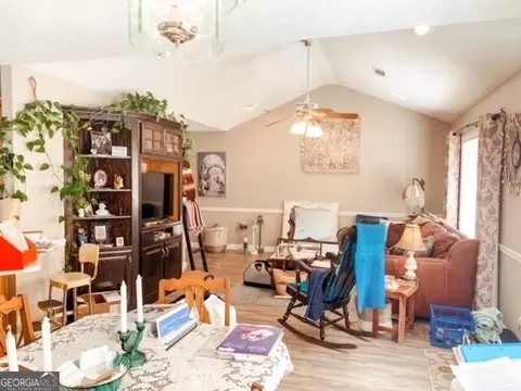 306 Academy Dr, Lyons, GA 30436 photo 8