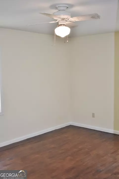 265 S Victory Dr, Lyons, GA 30436 photo 10