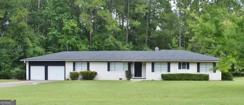 265 S Victory Dr, Lyons, GA 30436 photo 11