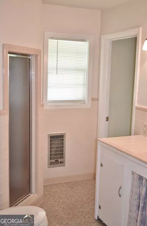 265 S Victory Dr, Lyons, GA 30436 photo 9