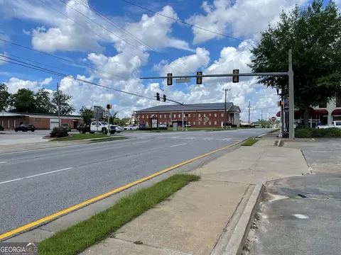 200 E First St, Vidalia, GA 30474 photo 3
