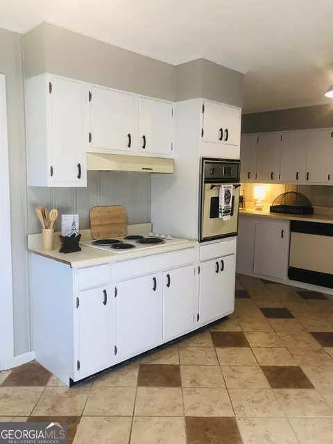 831 W Main, Uvalda, GA 30473 photo 10