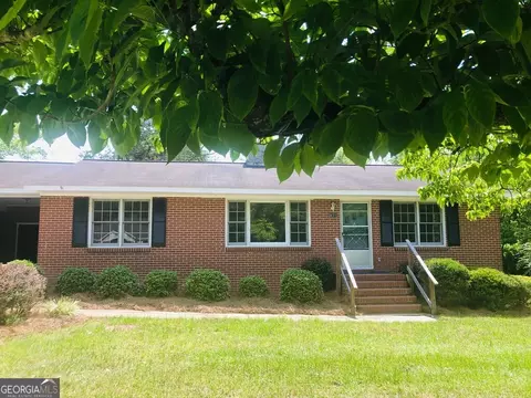 831 W Main, Uvalda, GA 30473 photo 2