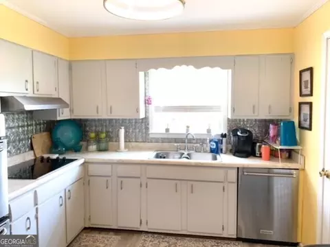 178 Page Ln, Lyons, GA 30436 photo 7