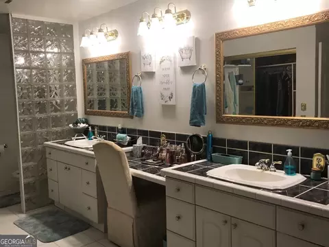 560 C Swick Cir, Lyons, GA 30436 photo 27