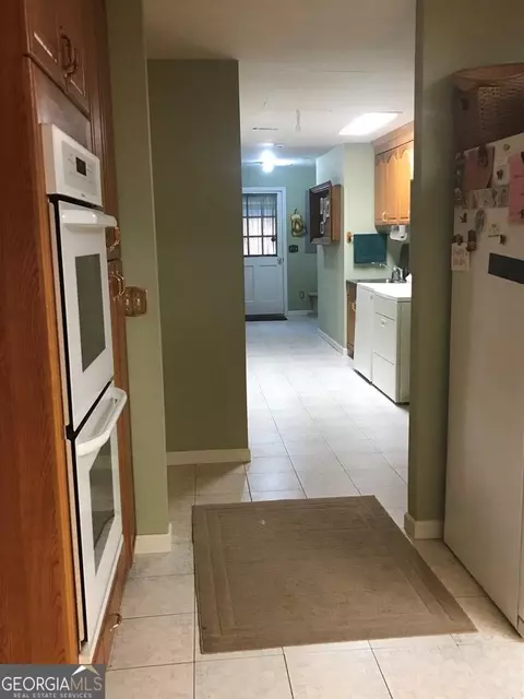 560 C Swick Cir, Lyons, GA 30436 photo 7