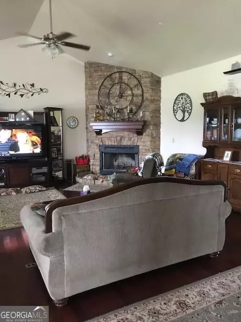 165 Edgewater Pt, Lyons, GA 30436 photo 6