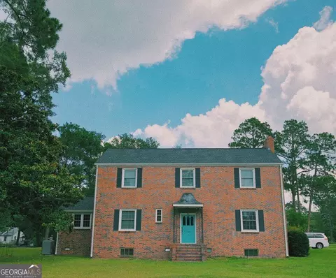 338 N State St, Lyons, GA 30436 photo 1