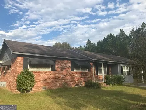 722 W Spring St, Mount Vernon, GA 30445 photo 1