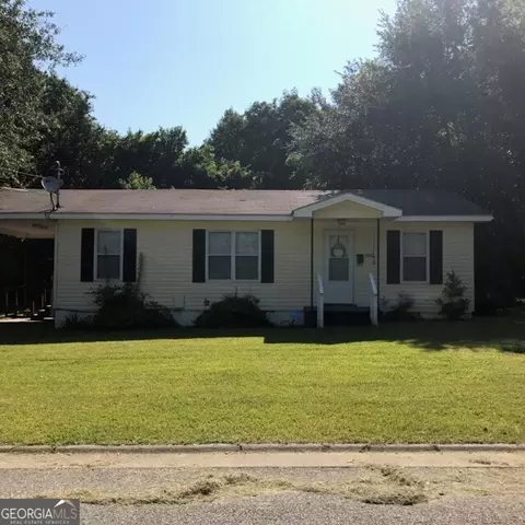 200 N Jefferson St, Lyons, GA 30436 photo 1