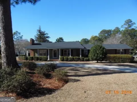 415 N Lanier, Lyons, GA 30436 photo 1