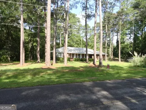 659 N Washington St, Lyons, GA 30436 photo 1