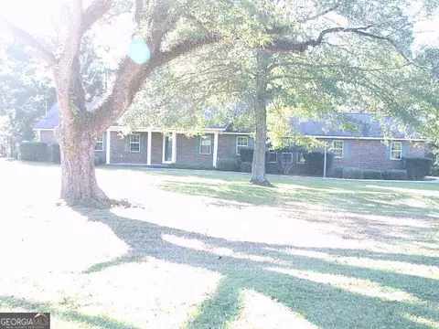 210 Hillsboro Rd, Lyons, GA 30436 photo 1