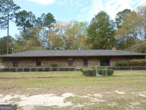 100 Walker Dr, Blackshear, GA 31516 photo 1