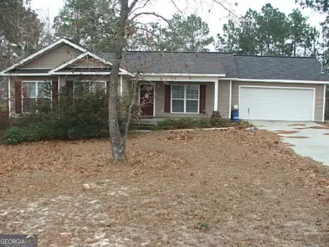 315 Academy Dr, Lyons, GA 30436 photo 1
