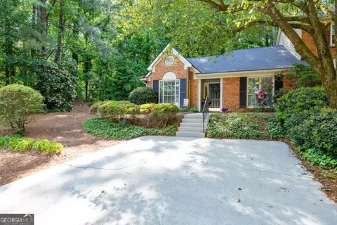1907 Ivy Glen Dr SE, Smyrna, GA 30082