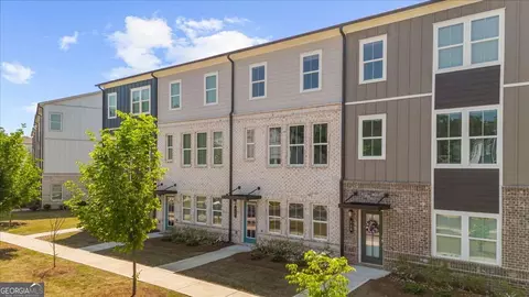 717 Payton Ln, Acworth, GA 30102