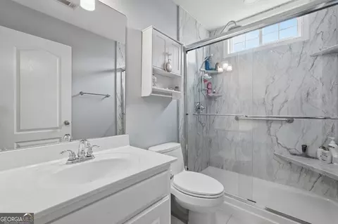 Bath - 346 River Mist Cir, Jefferson, GA 30549 photo 4 of 4