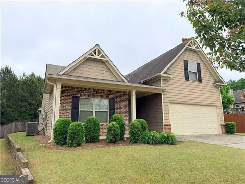 40 Poplar Ln, Dallas, GA 30132