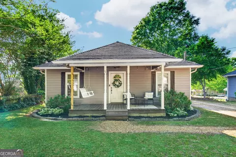 220 Stewart St, Carrollton, GA 30117