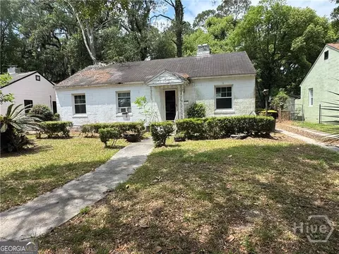 11 Oleander Ave, Savannah, GA 31404