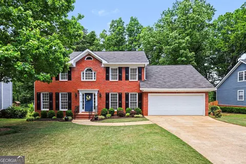 1925 Paddock Ct, Lawrenceville, GA 30043