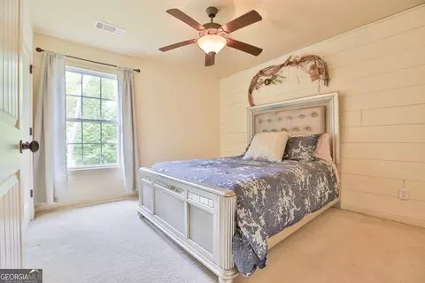 Bedroom - 133 Oak Dr, Gray, GA 31032 photo 3 of 4