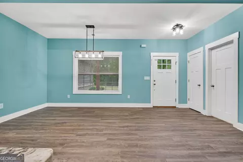 Entry Way - 227 Mckenzie Rd, Milner, GA 30257 photo 2 of 2