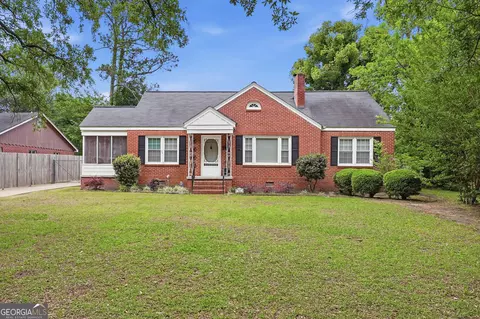 922 W 4th Ave, Albany, GA 31701