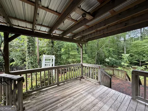 Exterior - 227 W Lakeview Dr, Lagrange, GA 30240 photo 8 of 20
