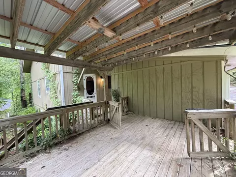 Exterior - 227 W Lakeview Dr, Lagrange, GA 30240 photo 7 of 20
