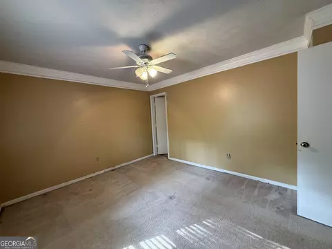 Bedroom - 227 W Lakeview Dr, Lagrange, GA 30240 photo 2 of 8