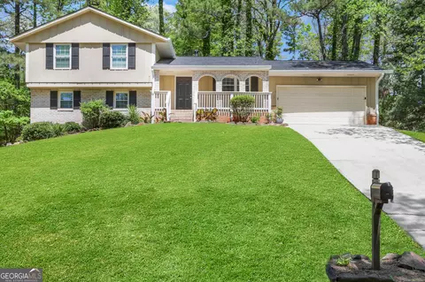 4329 Cedar Ridge Trl, Stone Mountain, GA 30083