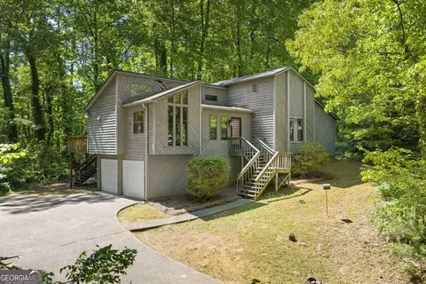 4557 Patrick Dr NE, Kennesaw, GA 30144