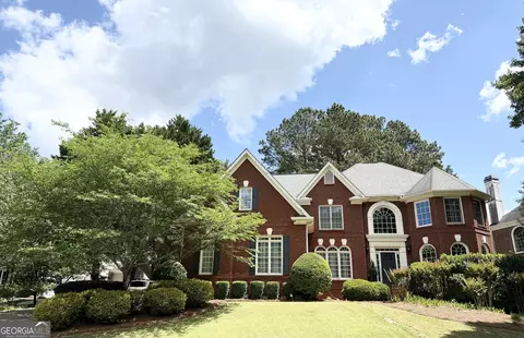 725 Rose Creek Cir, Johns Creek, GA 30097