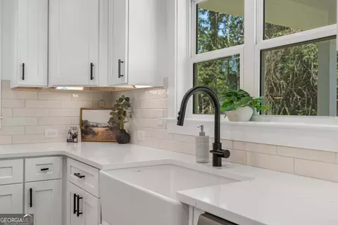 Kitchen - Undisclosed, Pine Mountain, GA 31822 photo 3 of 5